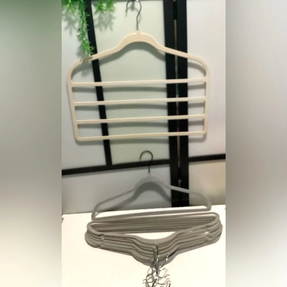 1 pant/skirt/scarf organizer + 9 adult hangers 18”